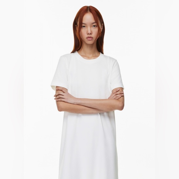 🎀 ARITZIA BABATON T-Shirt Dress - Picture 1 of 3